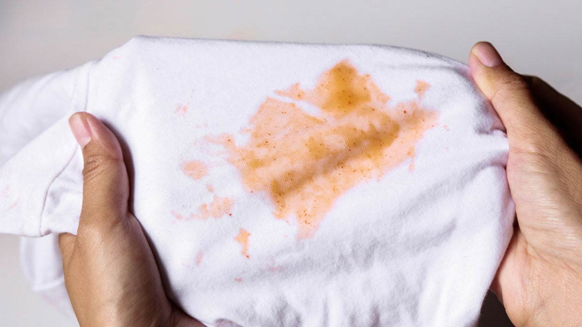 how to remove stain on clothes