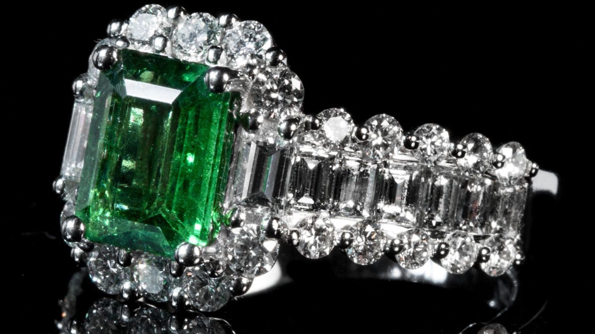 how to take care of emerald jewellery