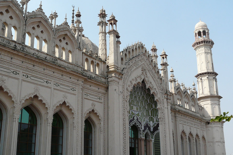 jama masjid lucknow