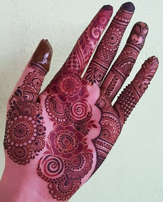 Beautiful shading mehndi design 😍😍.... follow @mehndi4fun for more designs  . Credit - unknown artist Dm for credit or removal . @me... | Instagram