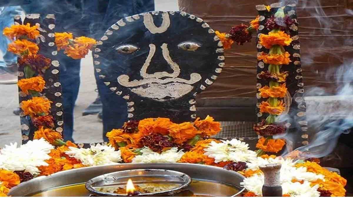 shani dev ko kya nahi chadha sakte hain