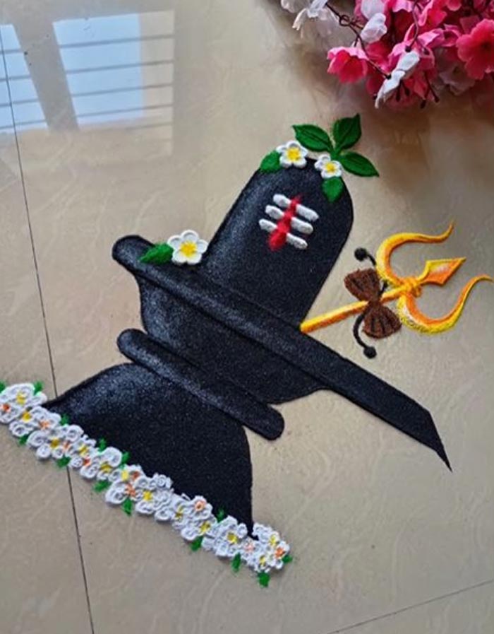 shivling rangoli with flowers
