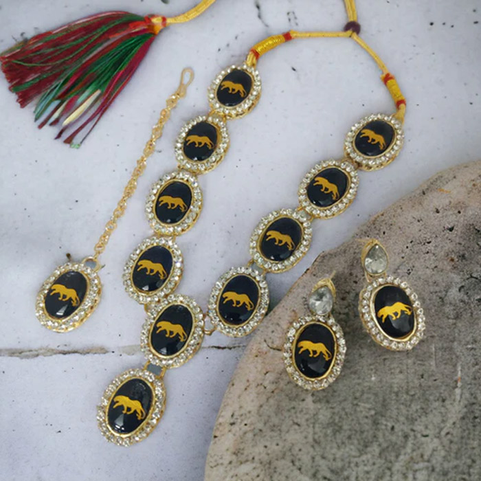 statement stone neklace