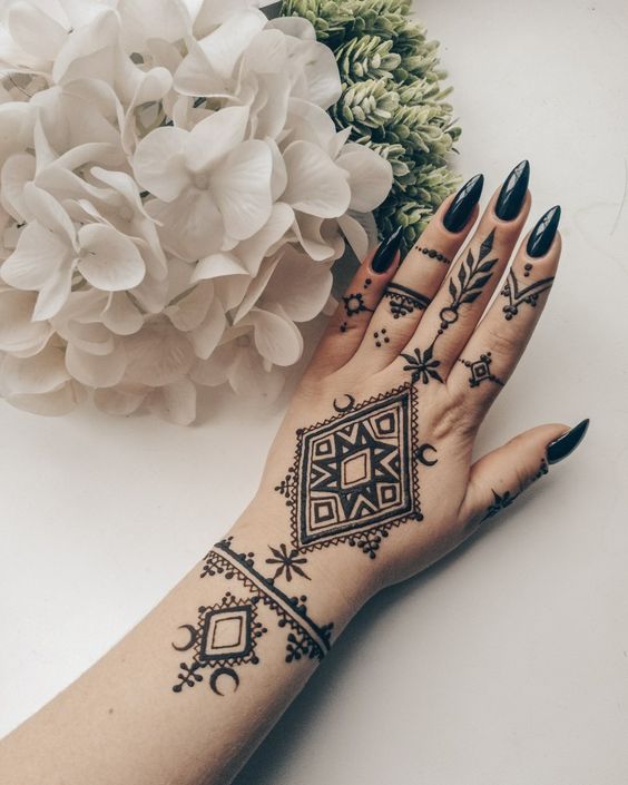 turkish mehndi geometric