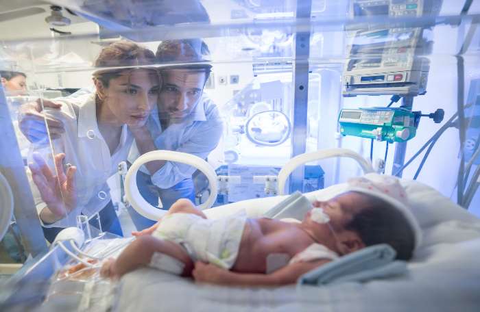 way to care preterm baby