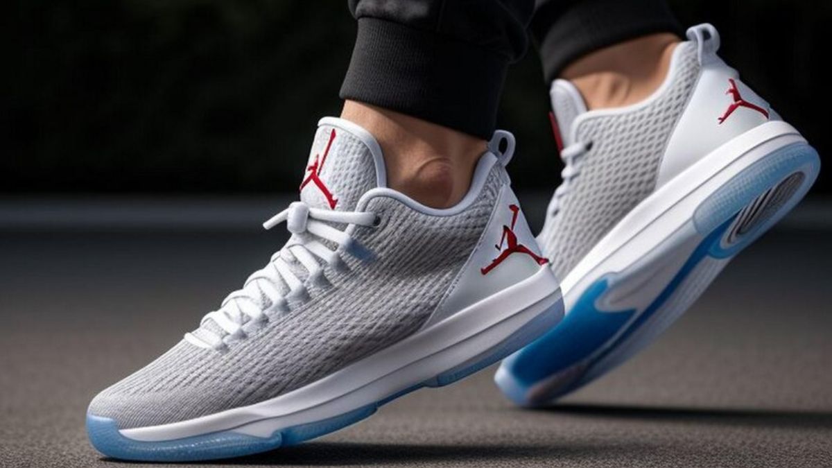 Gym shoes under 1000 store