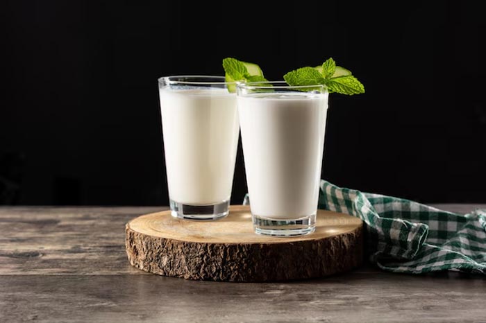 Can you cook with old buttermilk in hindi