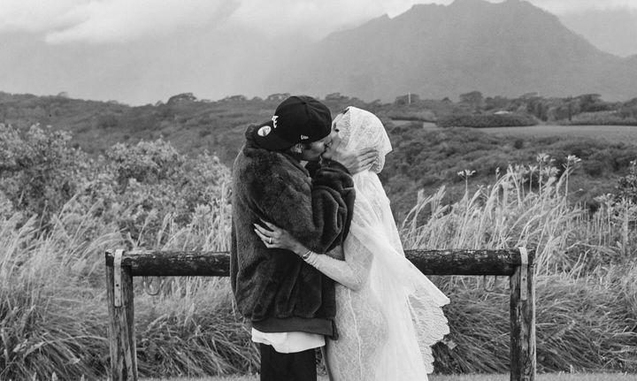 Hailey Bieber and Justin Bieber renew their vows