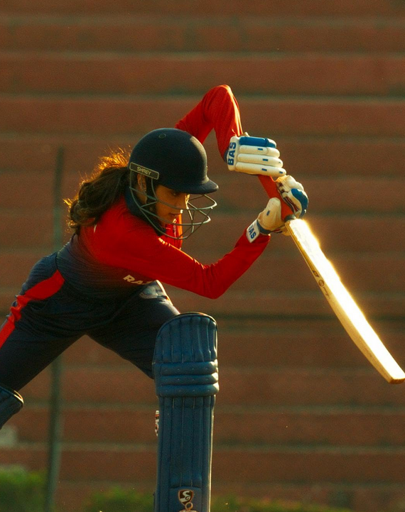 Jahnvi Kapoor in mr and mrs mahi