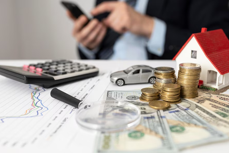 What factors would you keep in mind while purchasing insurance policy