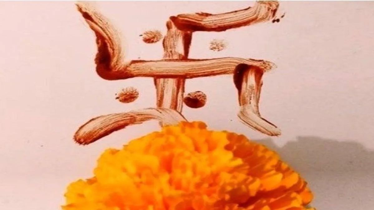 benefits of making sandalwood swastik