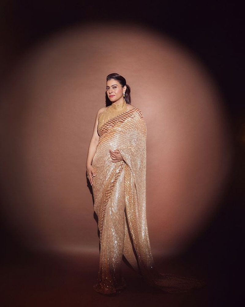 blouse for golden saree