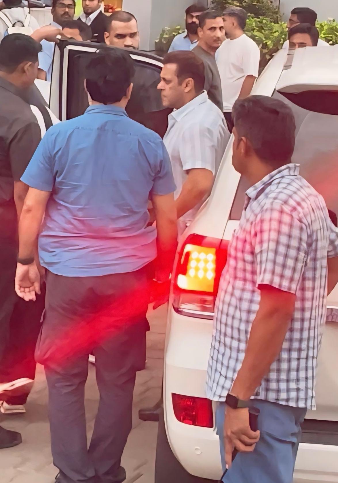 celebrities airport anant ambani wedding salman