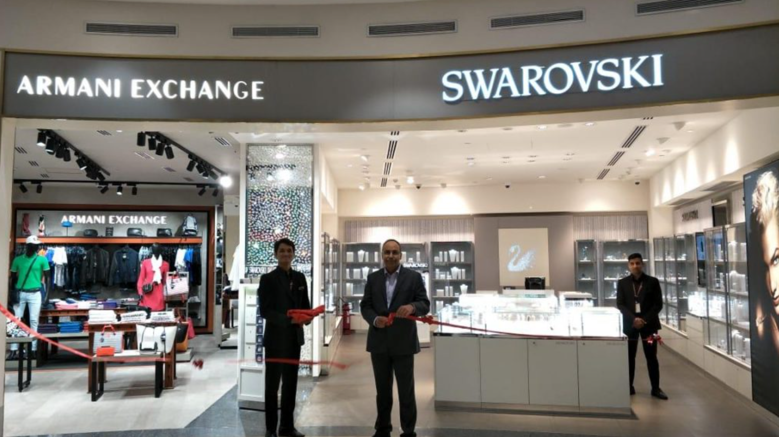 delhi airport shopping stores