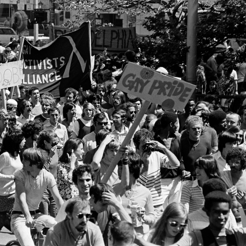 gay pride parade history
