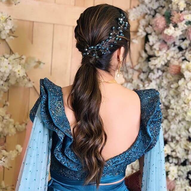 hairstyle lehenga inside 