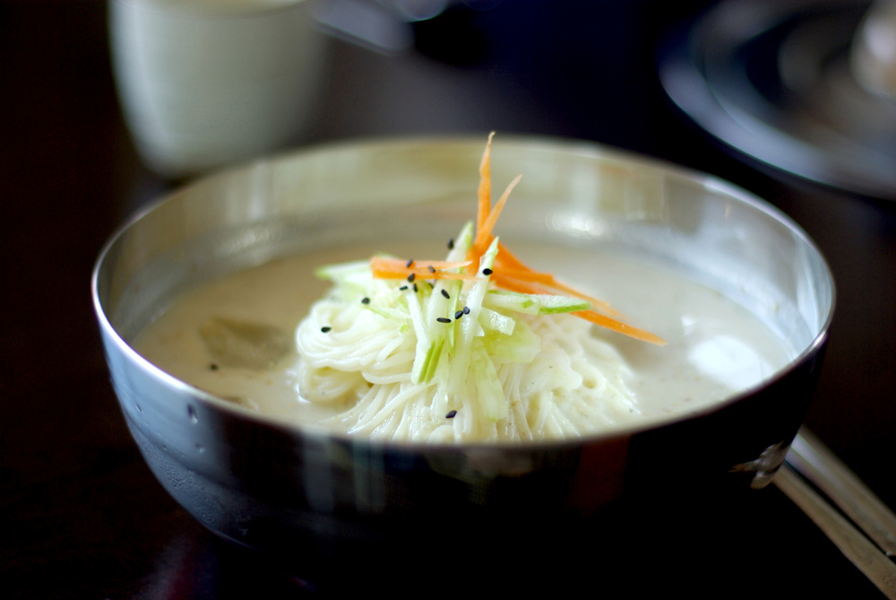 Seventeen Favourite Food: सोयाबीन के दूध के साथ बनाएं Kong-Guksu, के ...