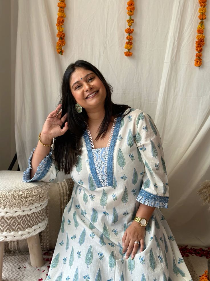 lace kurti neck design heavy bust