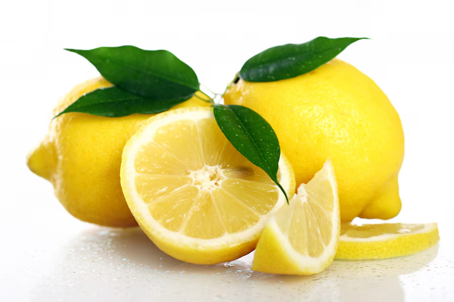 lemon to clean utensils