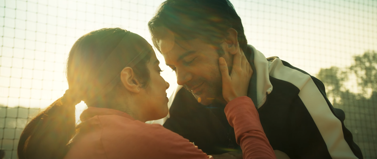 mr and mrs mahi trailer