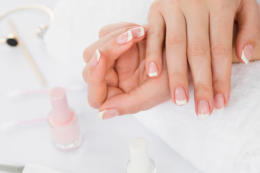 nail extension  cares tips