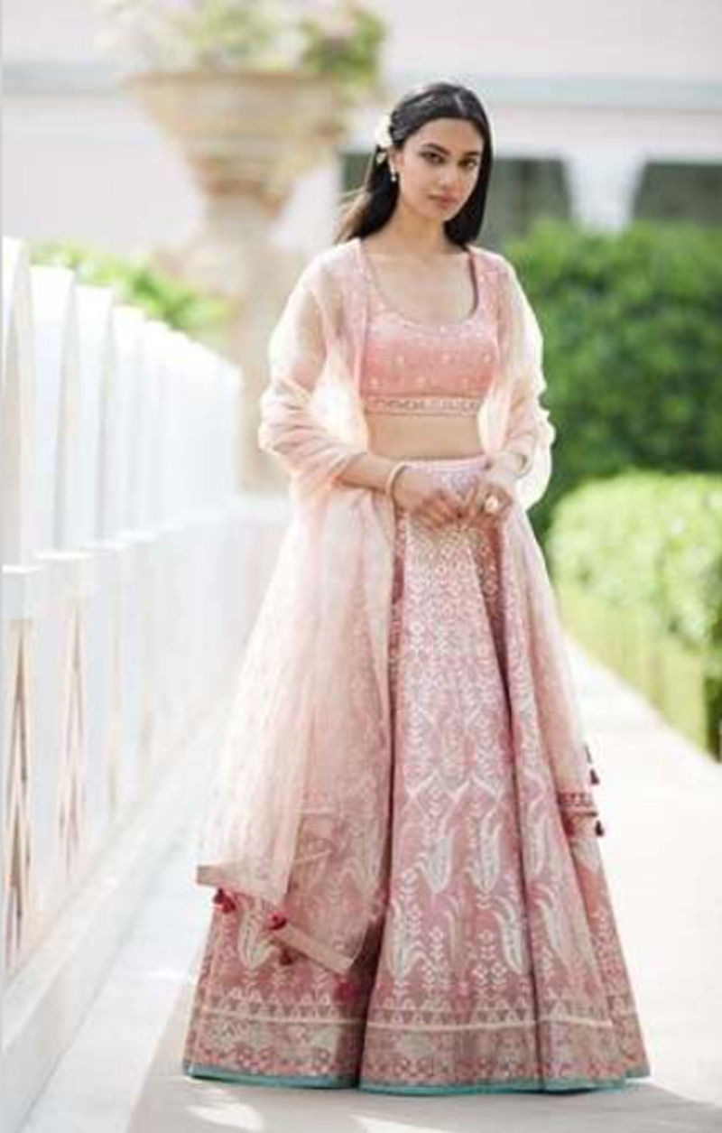 new designs lehenga for short girls