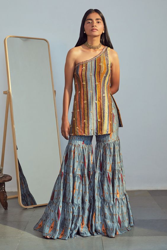 one side offshoulder kurti design