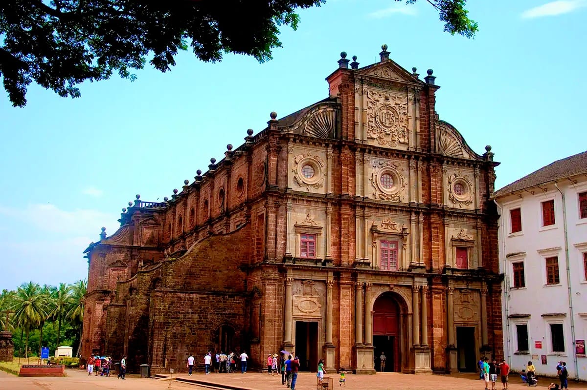 places in goa for couples Basilica of Bom Jesus