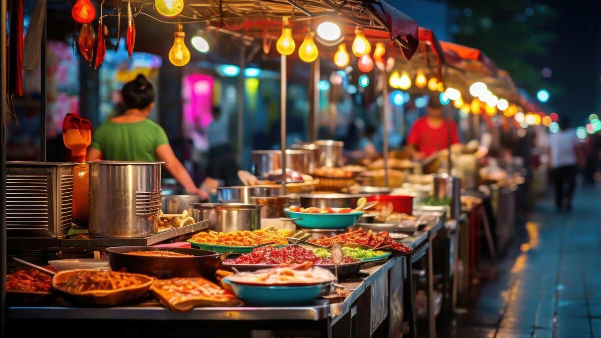 6 Must-Visit Street Food Markets In India For Foodies | HerZindagi