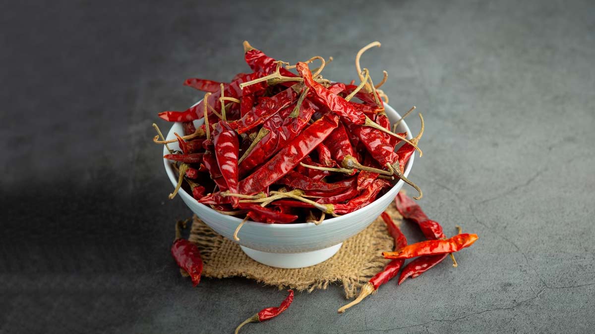 red chilli remedies for money