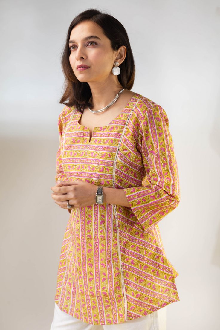 short printed kurti design