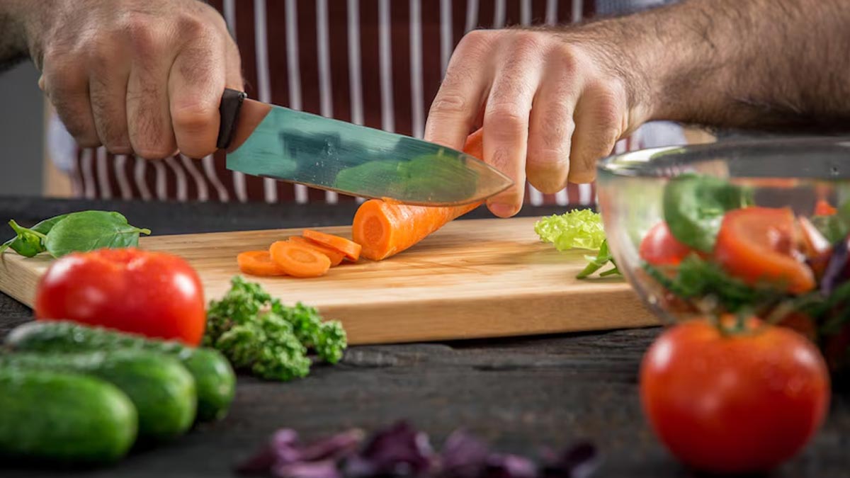 5 Vegetable Chopping Hacks To Save Time In The Kitchen | HerZindagi
