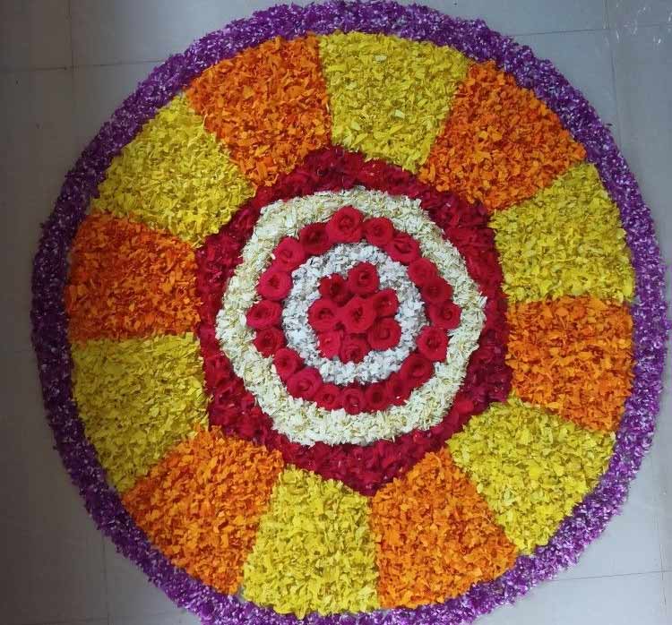 6 Simple Onam Pookalam Designs To Adorn Your Home | HerZindagi