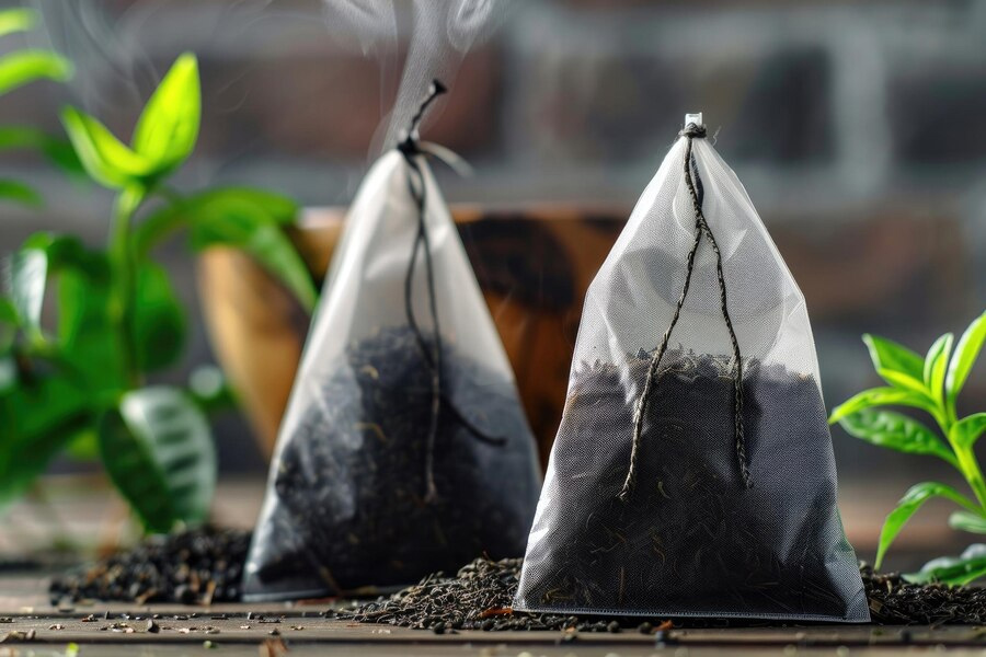 Gardening hacks with zip lock bags