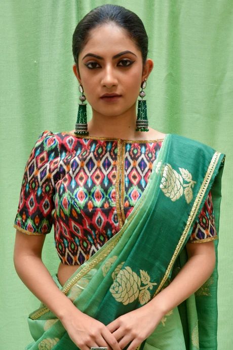 Green Cotton Silk Saree With Multicolour Cotton Contrast Blouse Design