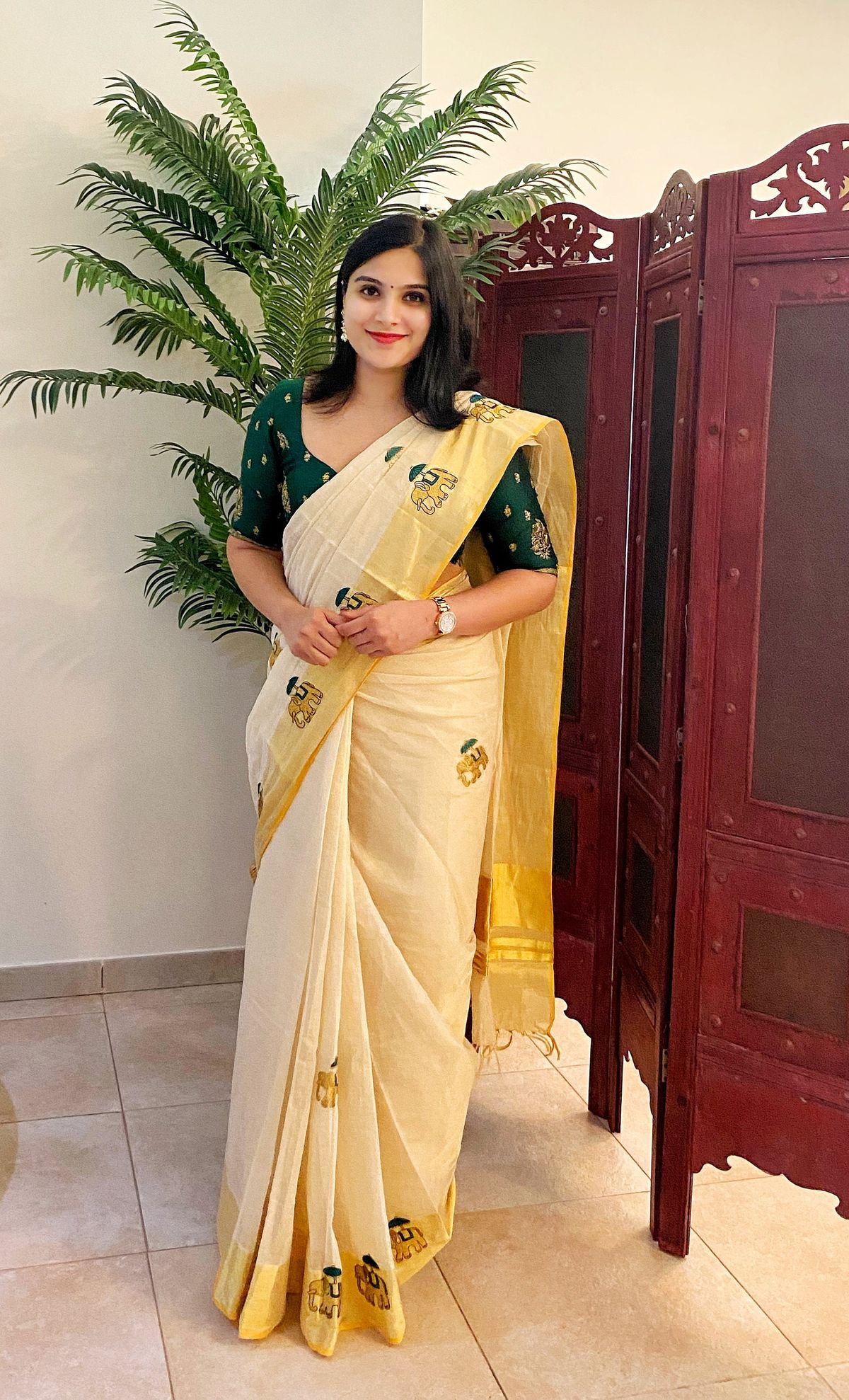 Handloom Tissue Kerala Saree Design