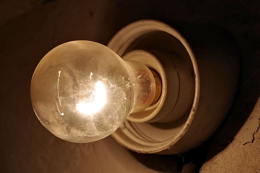 How to clean kitchen bulb