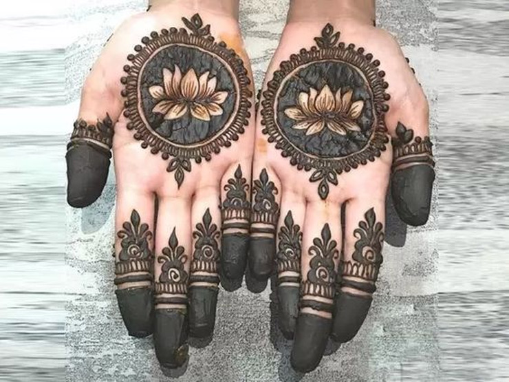 Lotus Mehndi Design onam