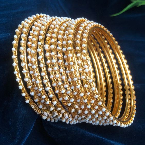 Thin Golden Bangle Set Design
