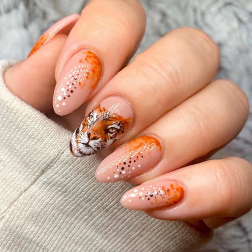 Tiger print nail art designs