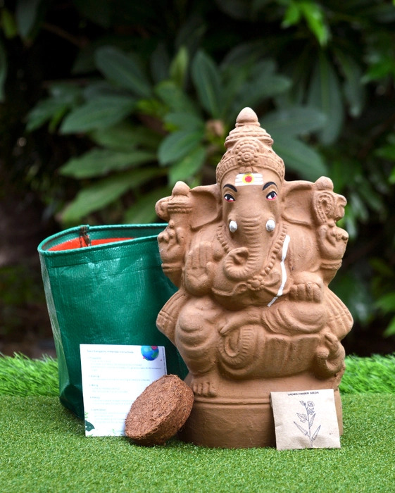 ganesha idol making