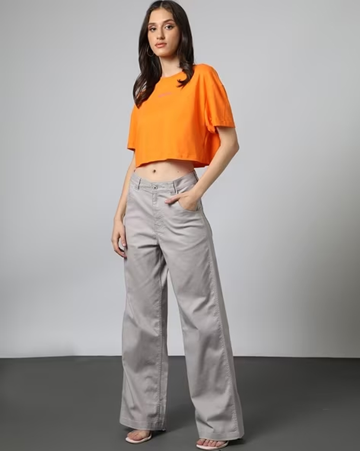 loose t shirt crop top