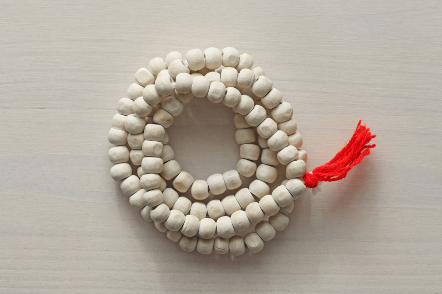 tulsi mala wearing rules