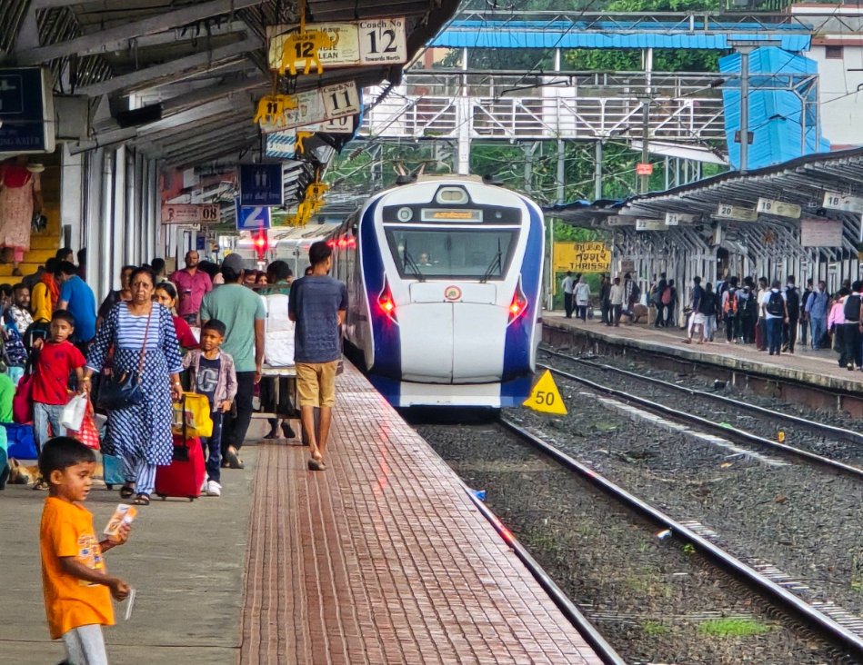 vande bharat pune nagpur