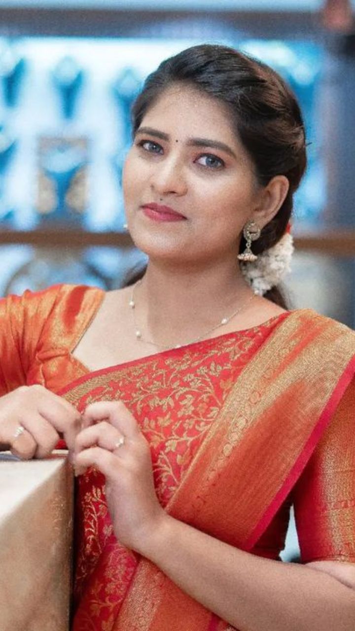 பாண்டியன் ஸ்டோர்ஸ் தீபிகா முகப்பருவை எப்படி சரி செய்தார் தெரியுமா ?