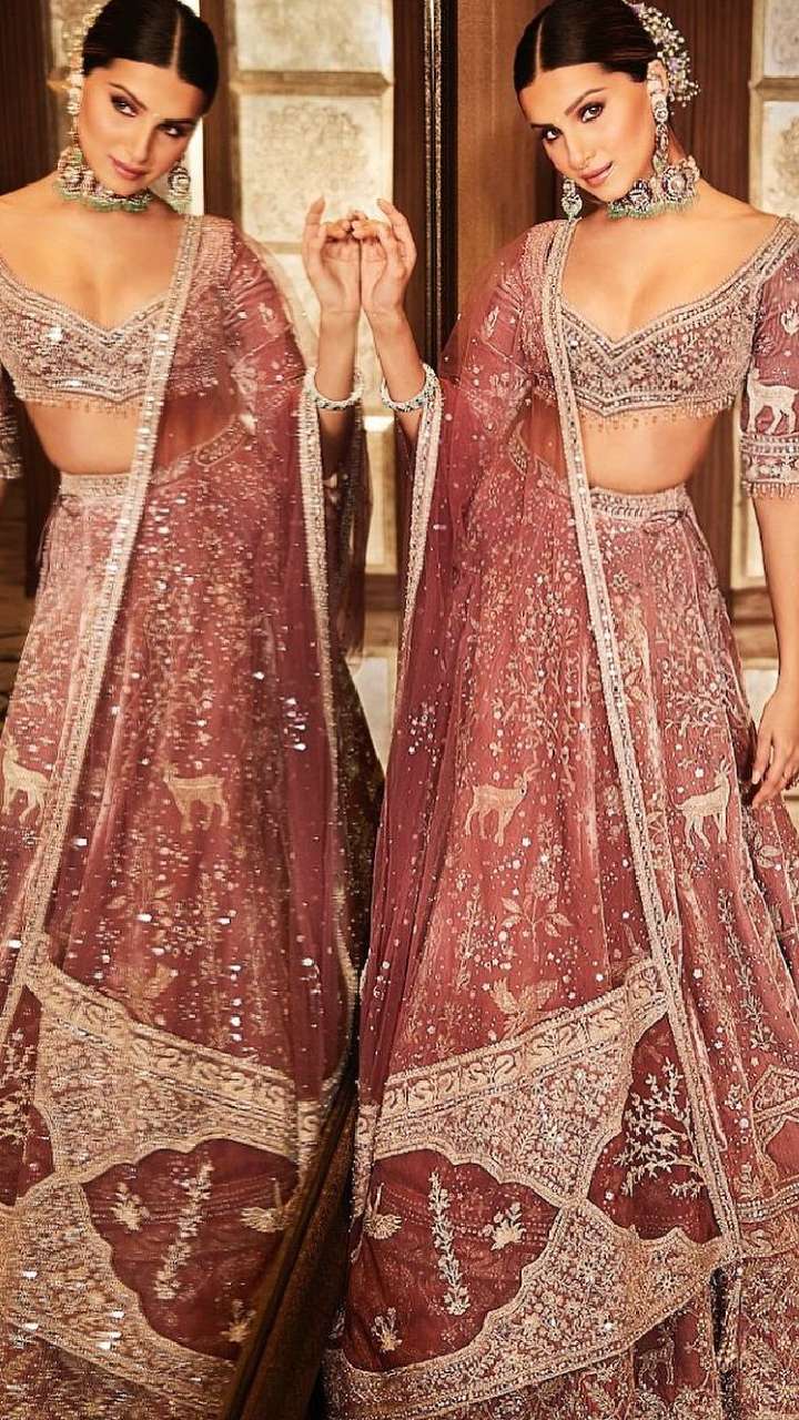 Lehenga Dupatta Draping Styles In Different Ways - Tradeindia