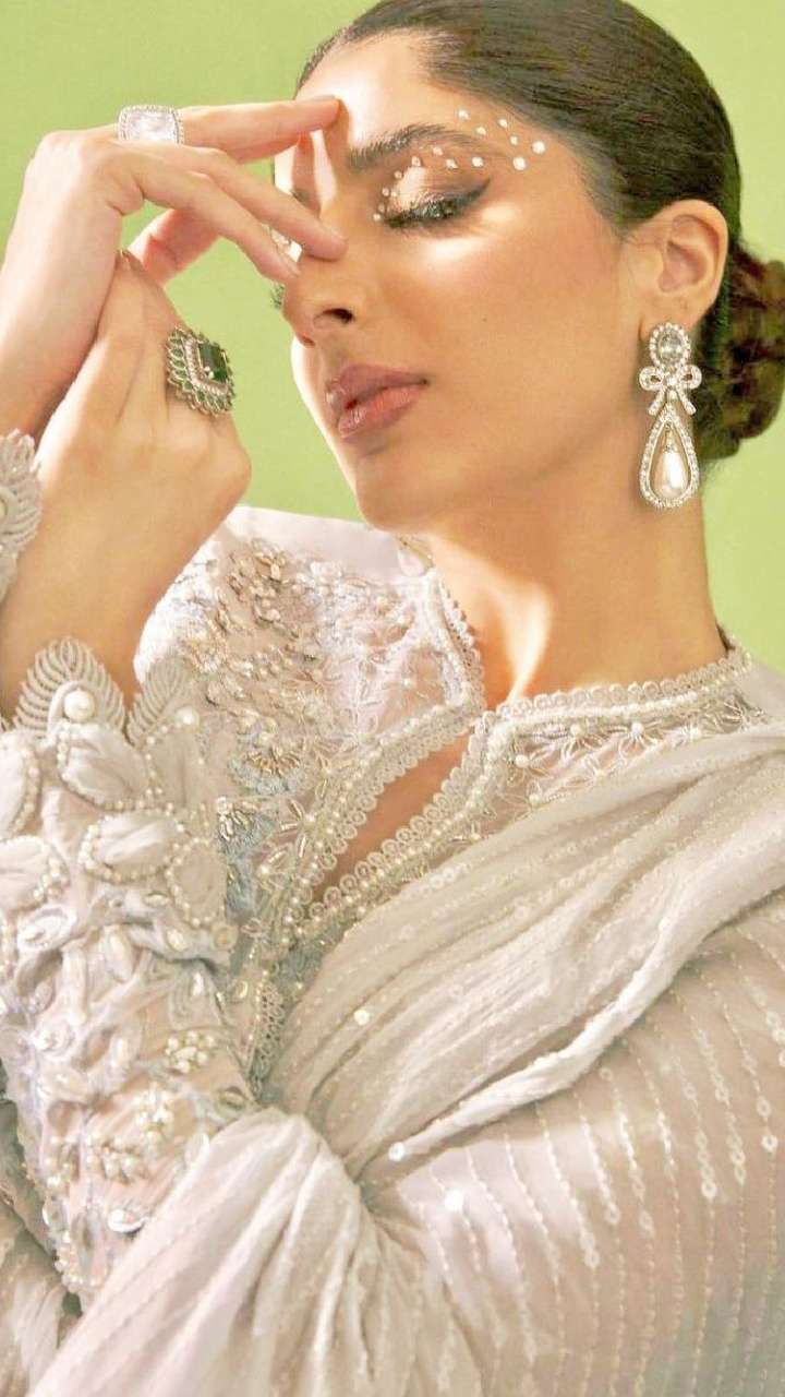 Mawra hocane in saree sale