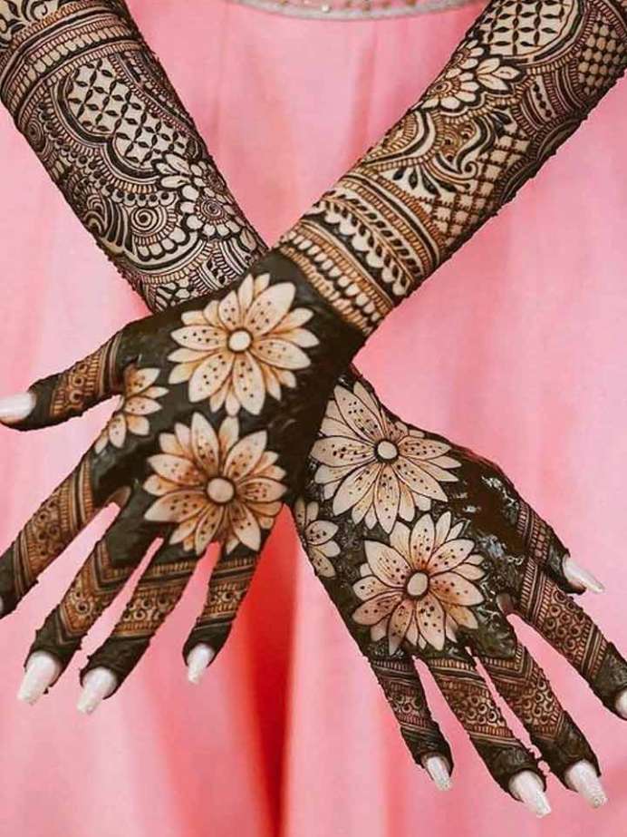 110+ Royal Front Hand Mehndi Design | Stylish And Simple