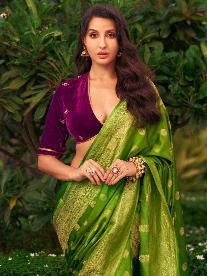 The Trend of Wearing Sarees With Mismatched Blouses | Saree styles, Saree  look, Blouses for women