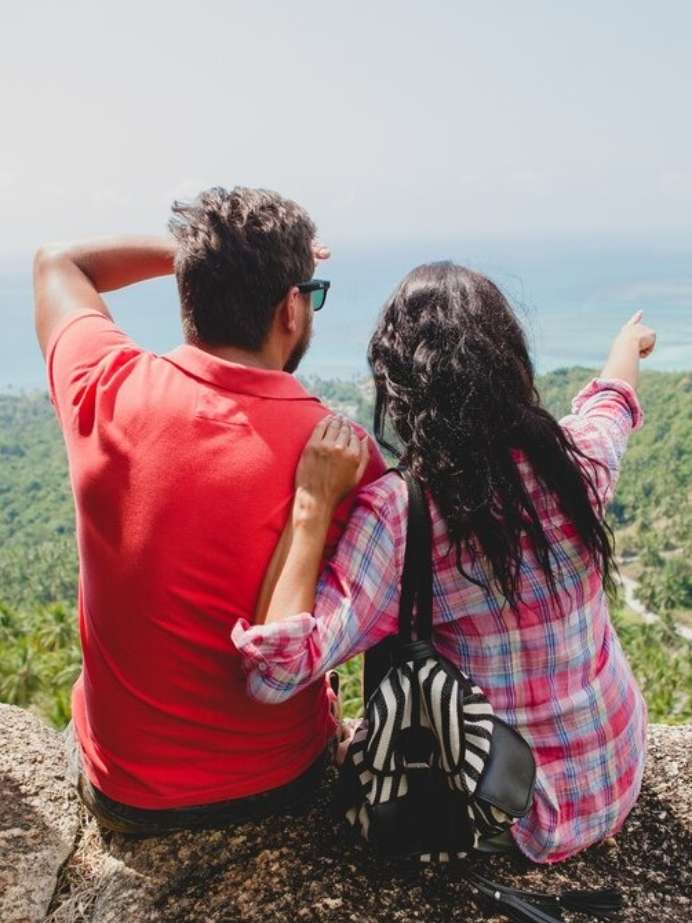 नाराज पार्टनर को मनाएं, इन जगहों की सैर कराएं